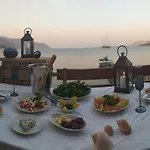 . Calme Symi