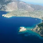 . Calme Symi