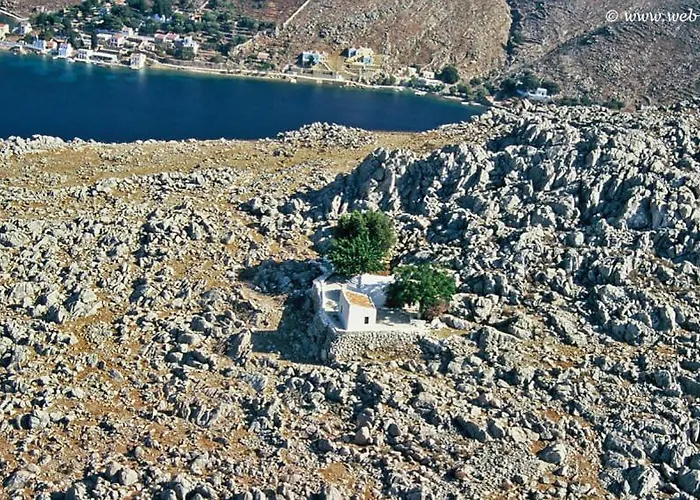 Holiday home . Calme Symi