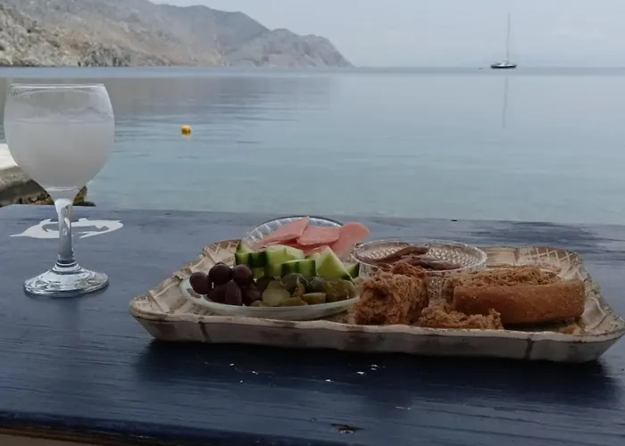 . Calme Holiday home Symi